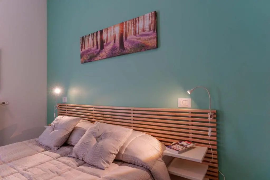 Double room (full double bed)