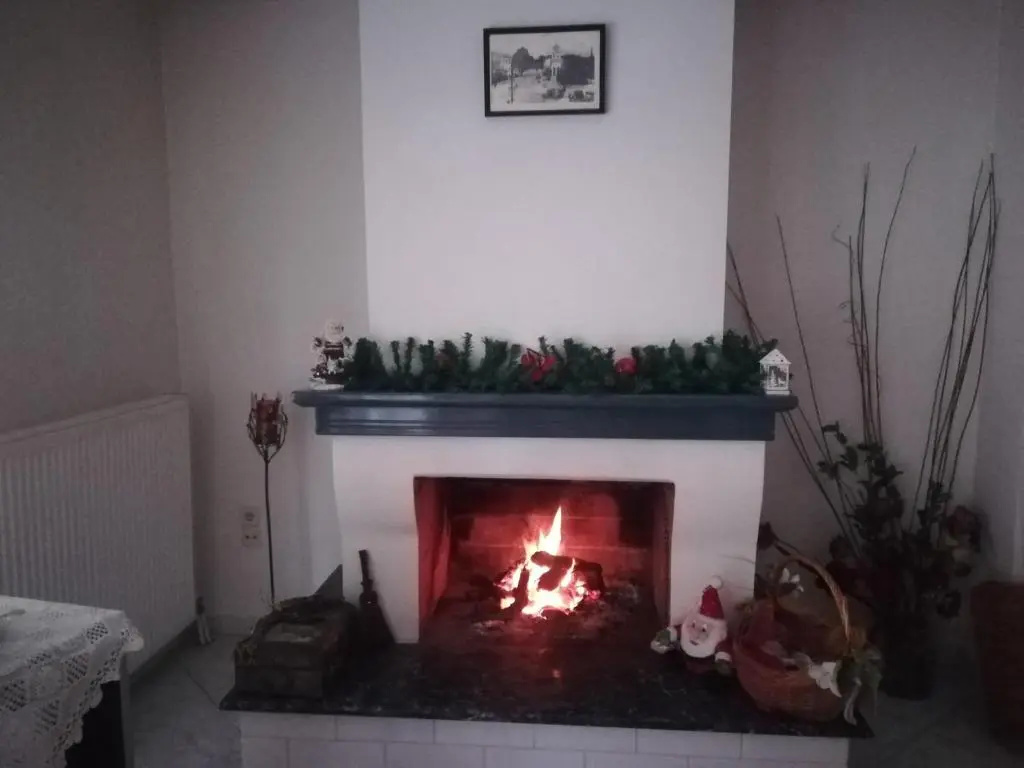 2nd Floor Apartment In Volos