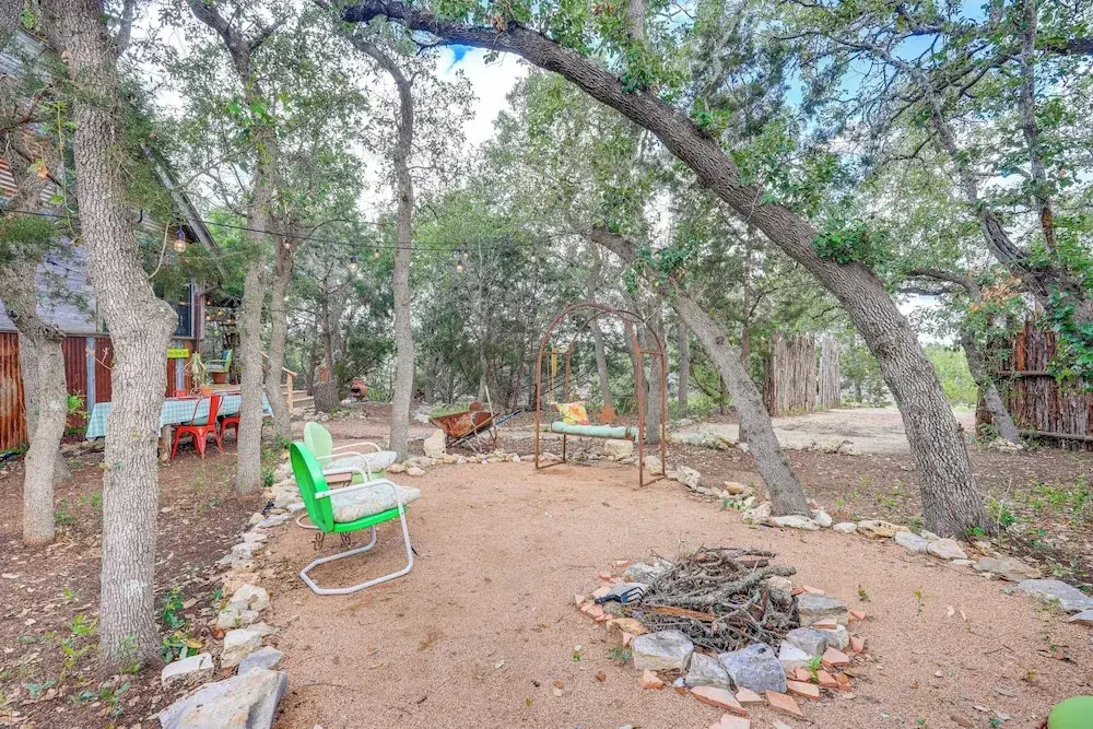 Pet-friendly Wimberley Cabin w/ Fire Pit & Hot Tub
