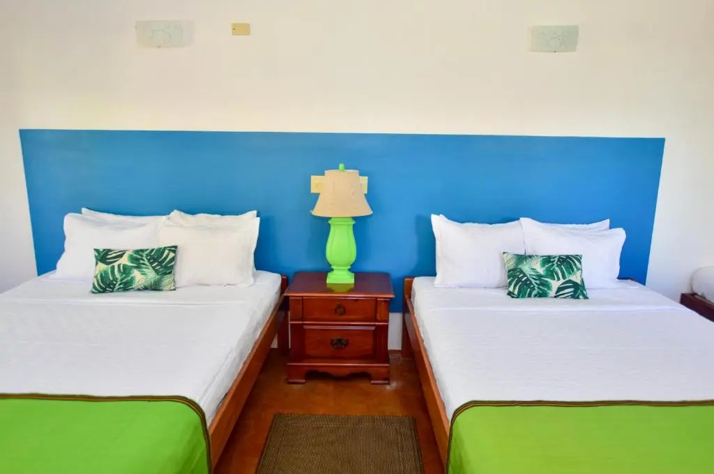 Palm Cove Cabins at Coconut Row - Chambres