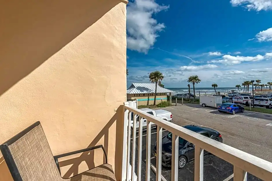 Balcony & Terrace