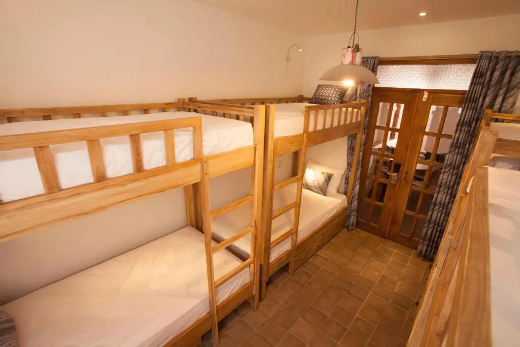Adhisthana Hotel - Chambres