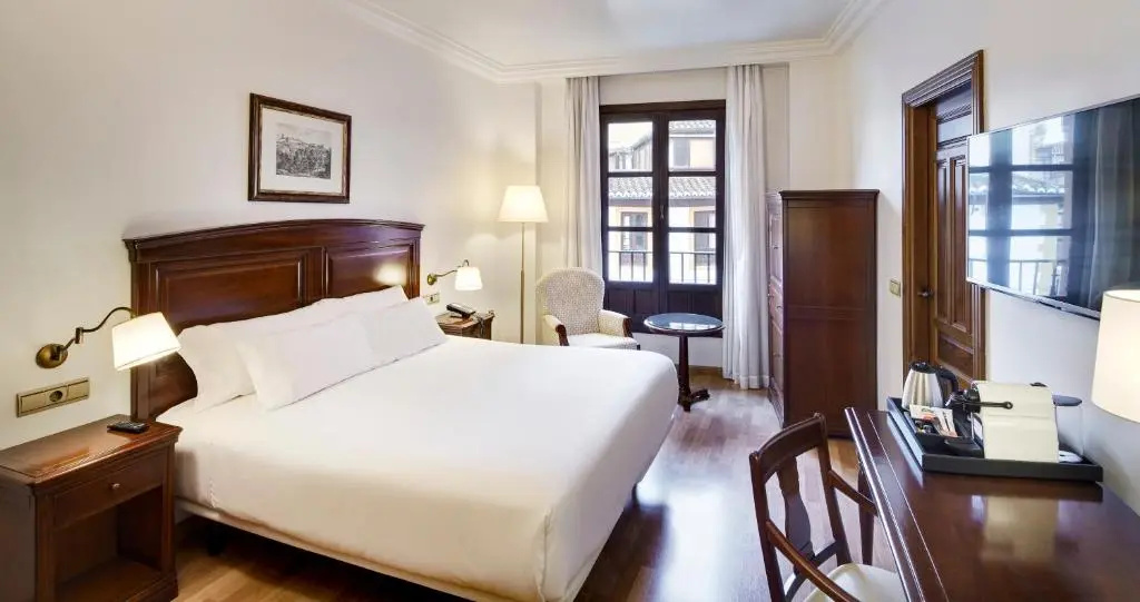 Superior Double room (full double bed)