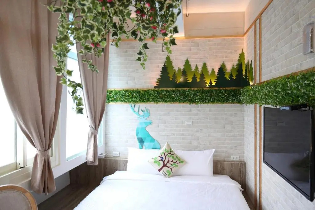 Standard Double room (full double bed)