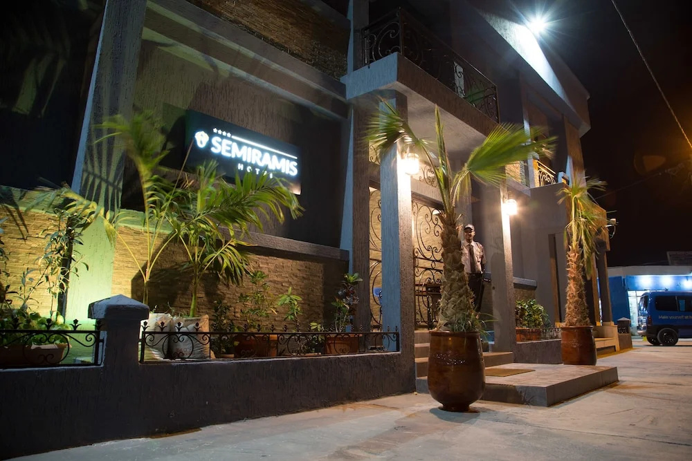 Hotel Semiramis City center - Chambres