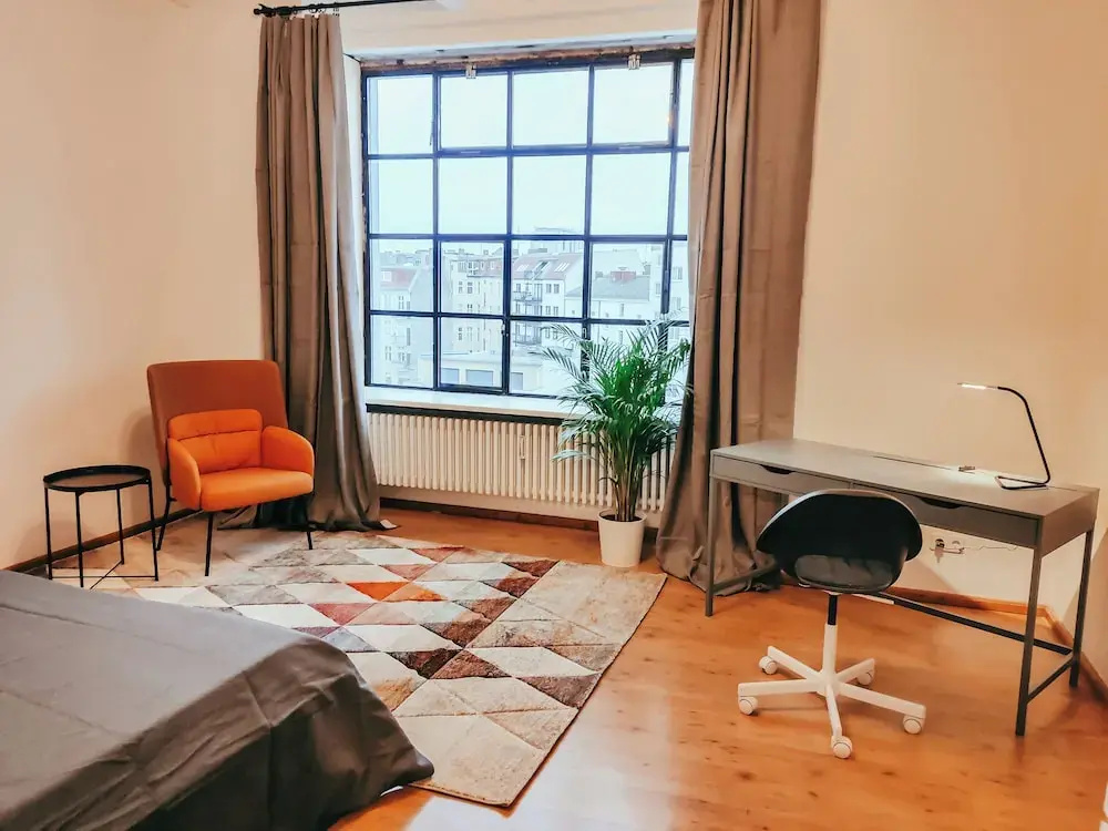 Deluxe Apartment