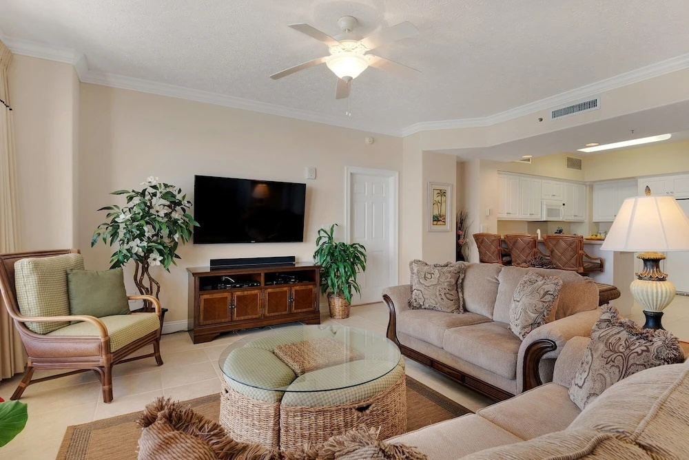Stunning 16th Floor Condo with Fitness Center, Hot Tubs, Pools, and Beach Access - Unit 1606 by RedAwning