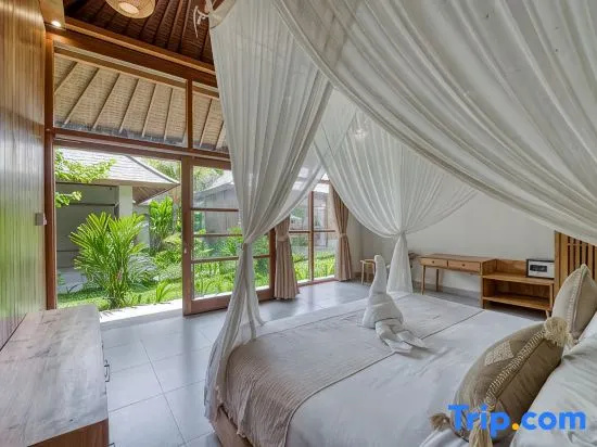 Lumira Villa 4BR Tropical Retreat in Uluwatu - A Luxury Private Villa By Balinest Villas