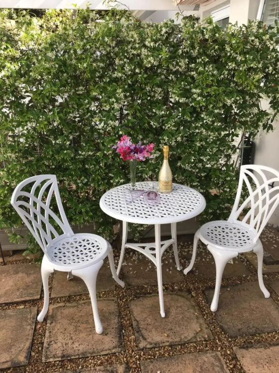 Summer Place, Southern Cross Drive, Constantia, Cape Town