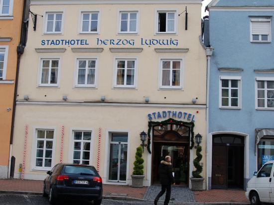 Stadthotel Herzog Ludwig image