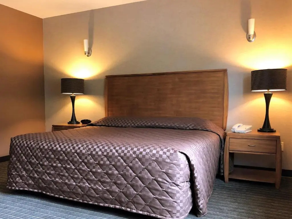 Standard room with mountain view