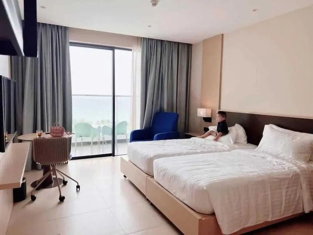 Cam Ranh Beach Resort near The Airport - фото 2