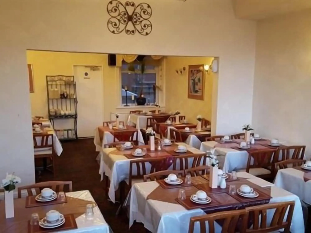 The Hollingdales Hotel - фото 27