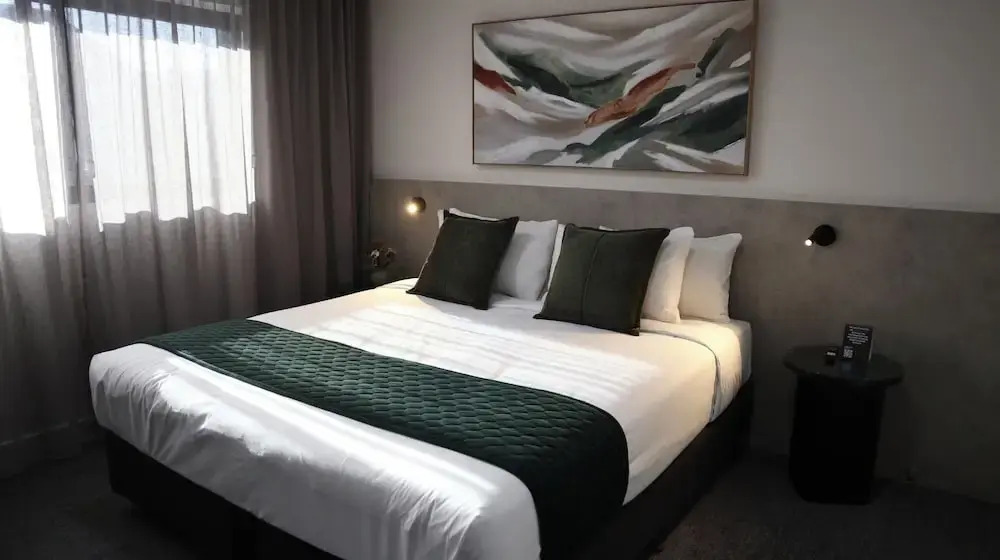 40 on Marshall Street — фото 3