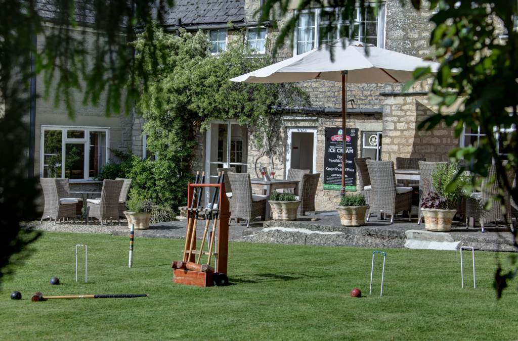 Pettifers Freehouse Hotel - Général