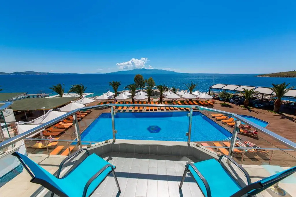 Standard Double room with balcony and with sea view (full double bed)