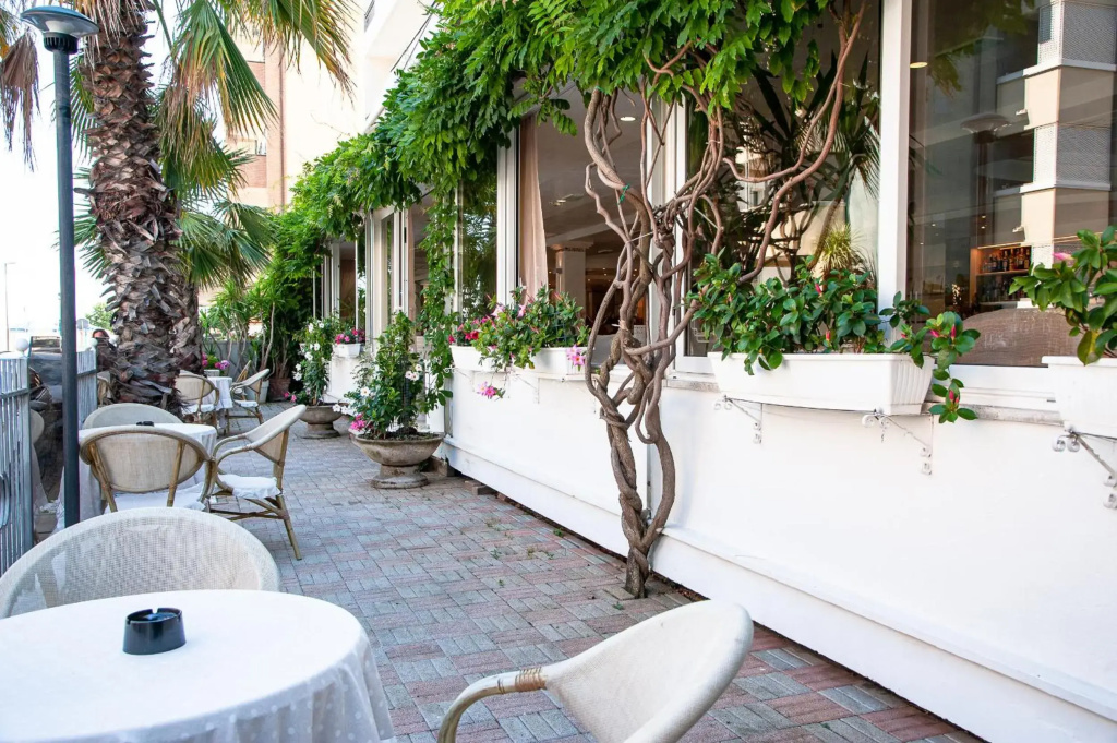 Hotel photo 15