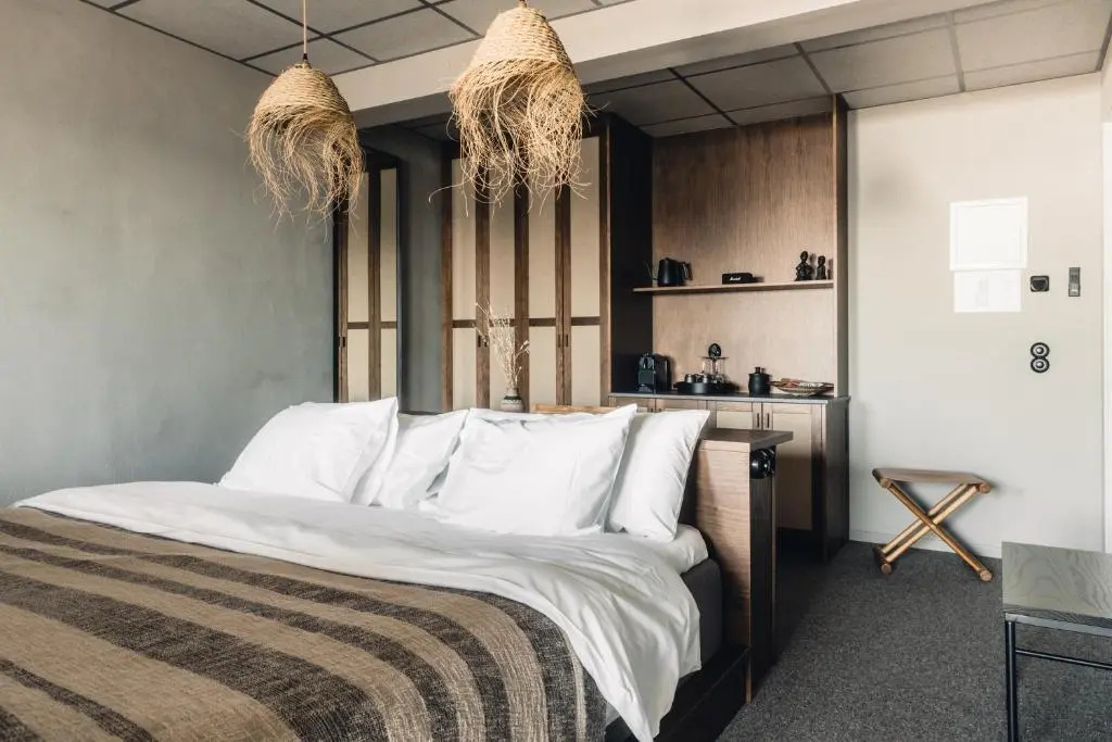 Deluxe Double room with balcony and with sea view (full double bed)