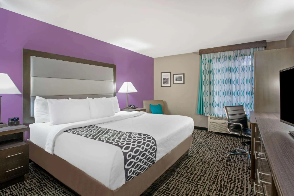 La Quinta Inn by Wyndham Radford - Chambres