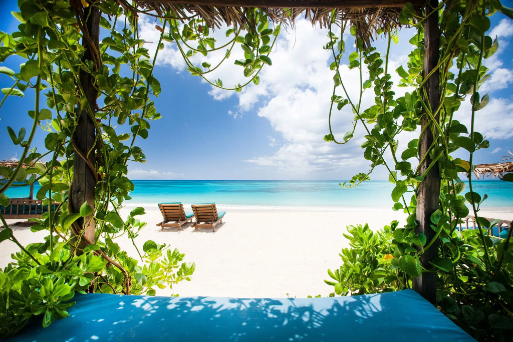 Beach & Waterfront
