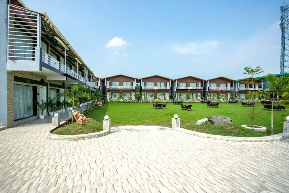 Countryard Resort By Ewd Hotels