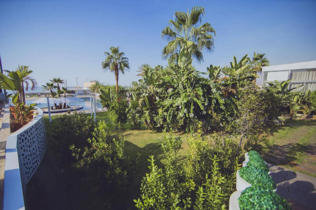 Senses Hotel and Resort