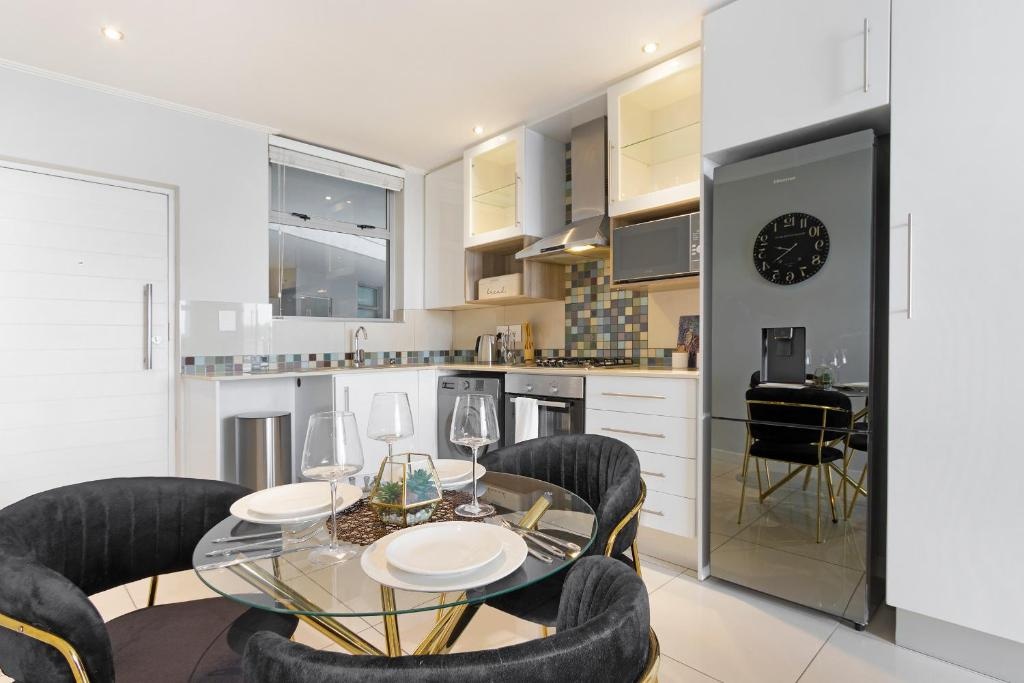 1 bedroom unit at Apex