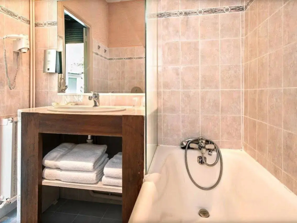 Afficher la photo 8 — Logis Hotel Restaurant Mont Aigoual