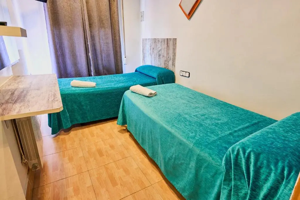Double room (twin beds)