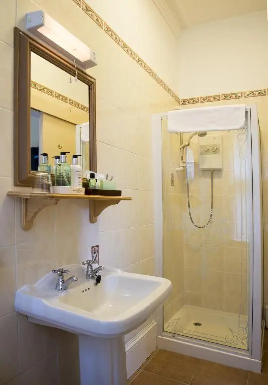 Cluny Bank Hotel - Chambres