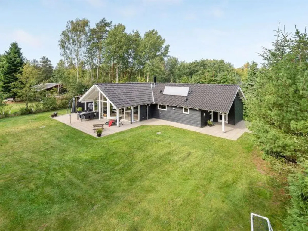 "Agved" - 1.5km from the sea in NE Jutland