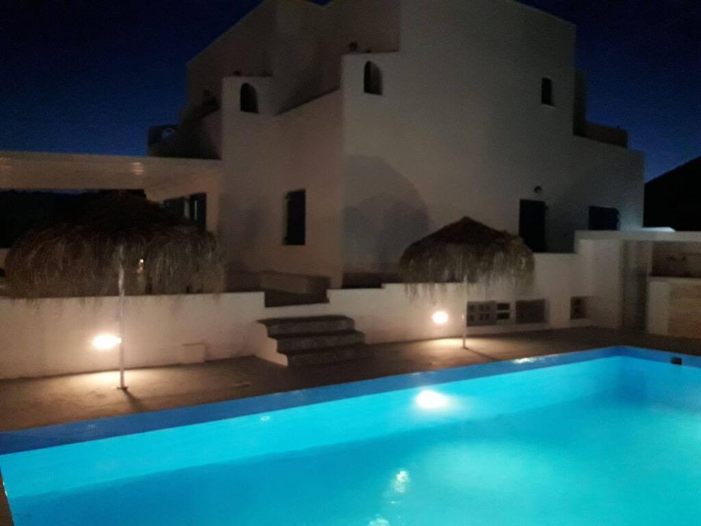  AEGEEIS , Santorini Island