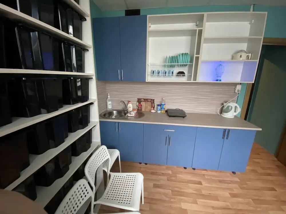 Кровать в общем номере (мужской номер) в Рациональ