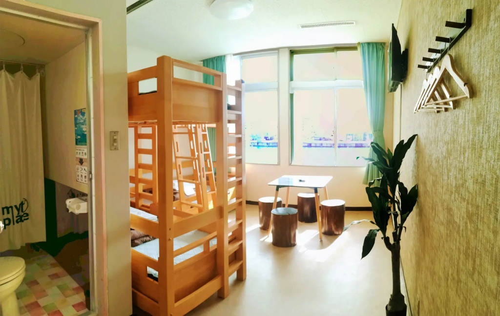 Quadruple room