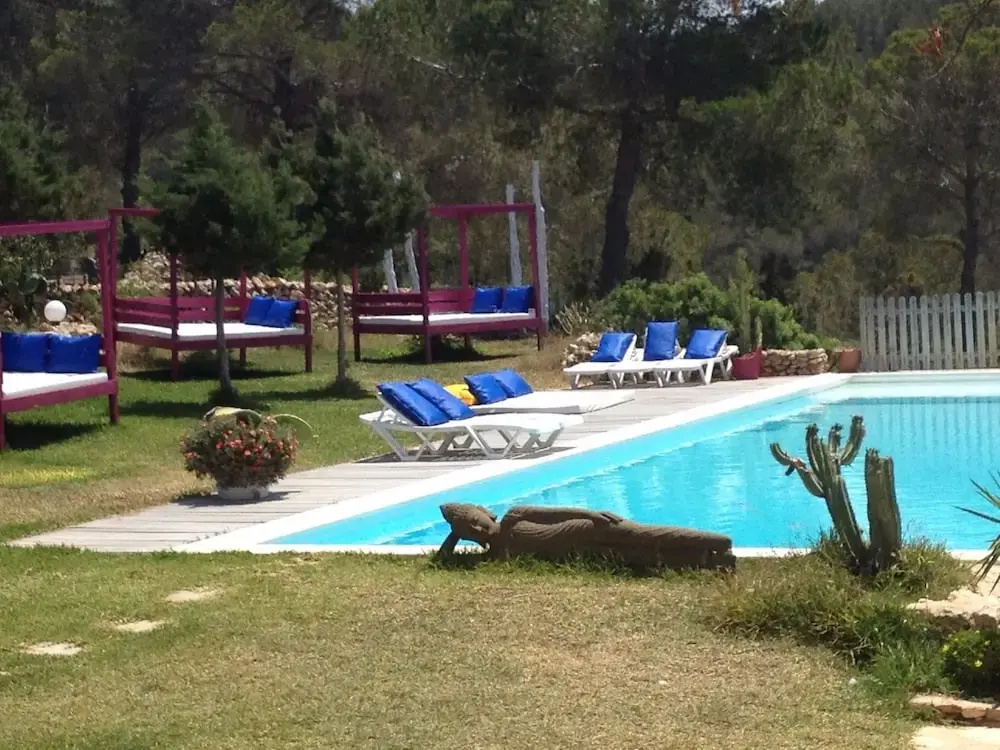 Villa Weedy