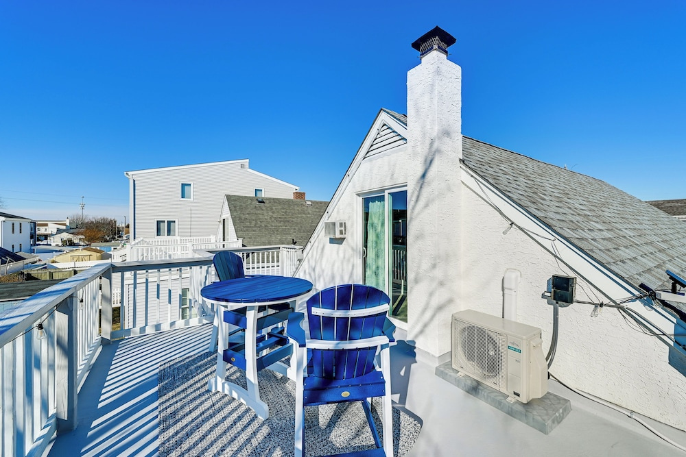 Tranquil Beach Haven in Family-friendly Brigantine