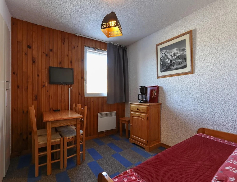 Voir la photo 2 — Compact Slope-side Studio for two