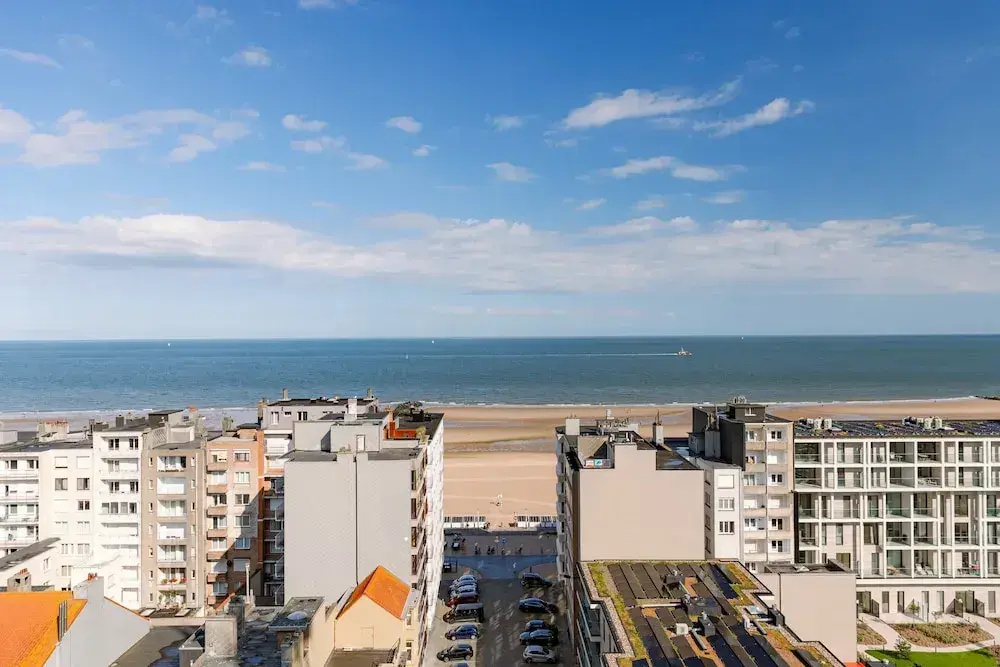 Spacious Apartment With Huge Terrace With sea View
