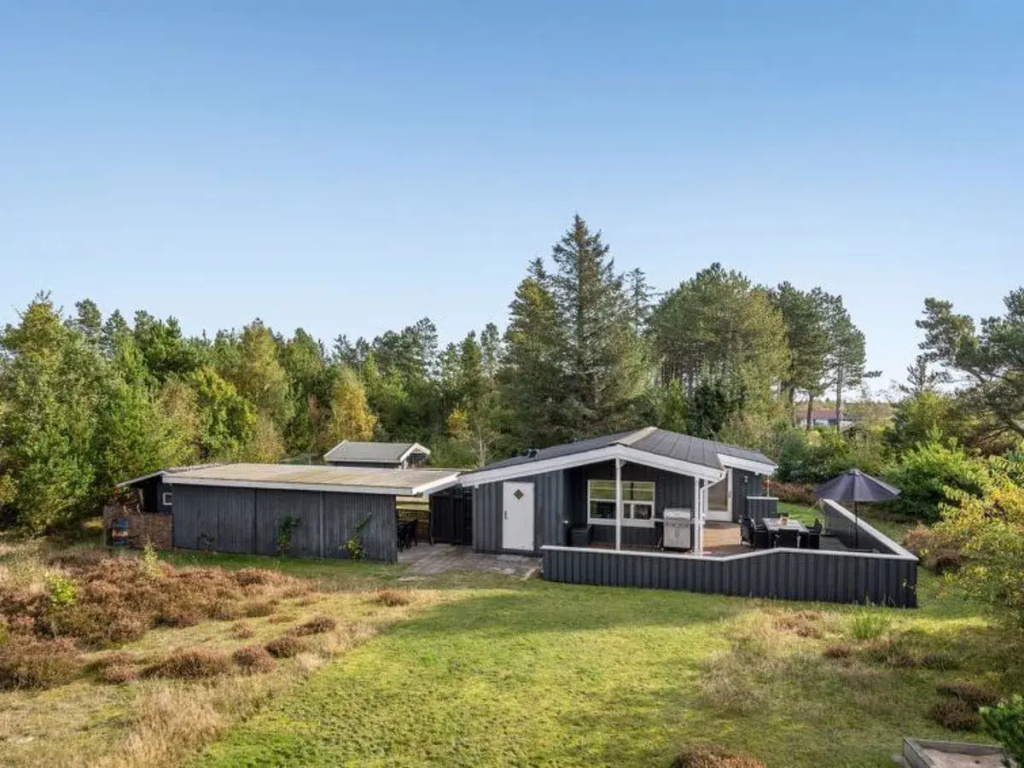 "Bia" - 250m from the sea in NE Jutland