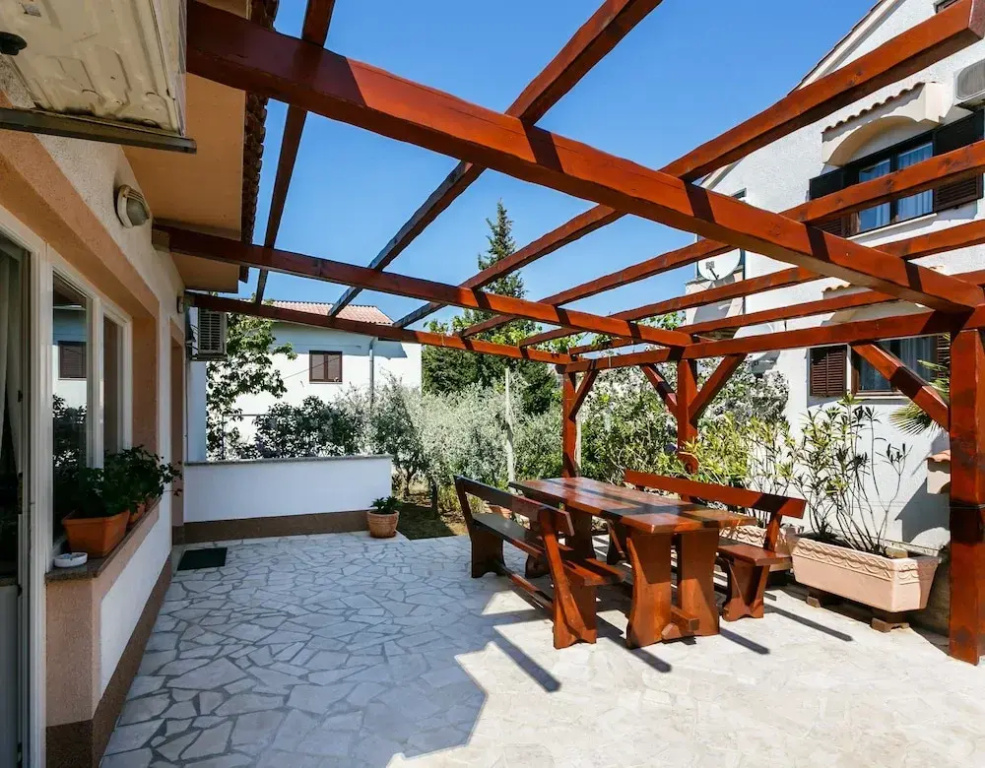 Apartments Valencic