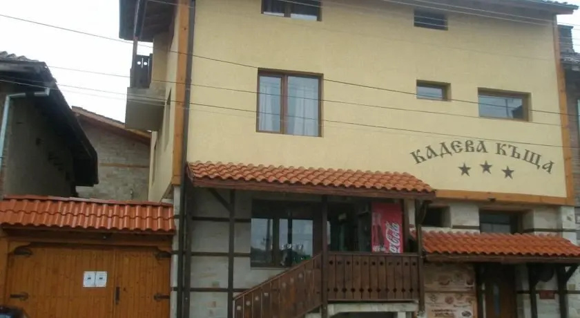Kadeva House