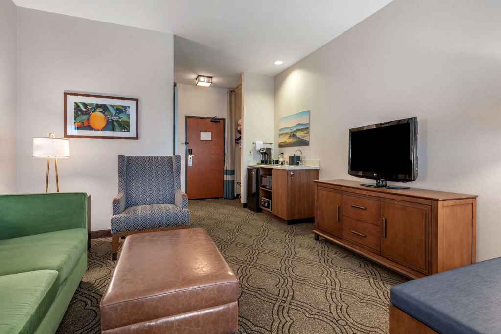 Quadruple Suite