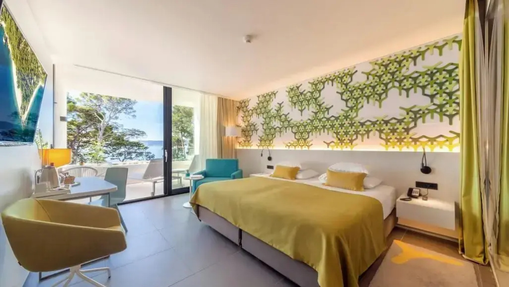 Premium room