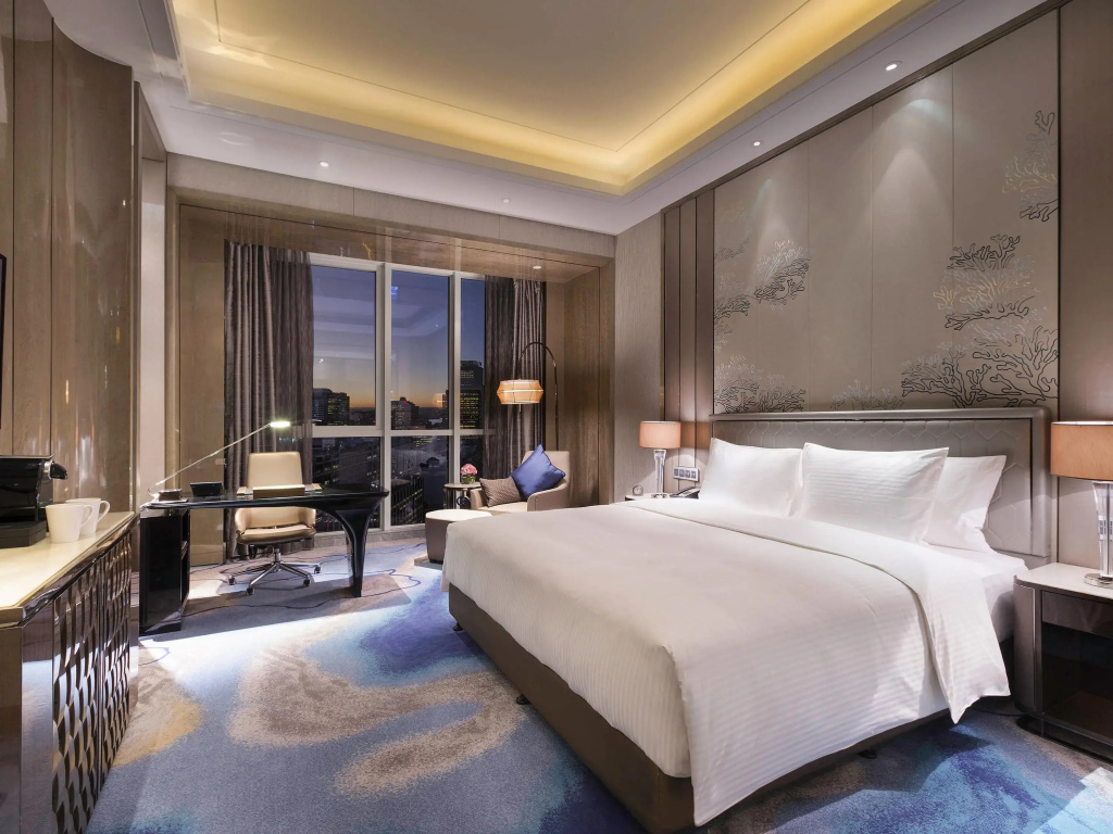 Pullman Yantai Center