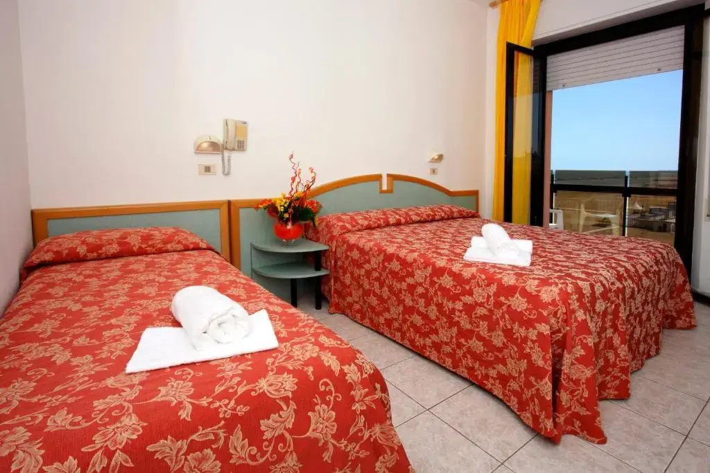 Economy room
