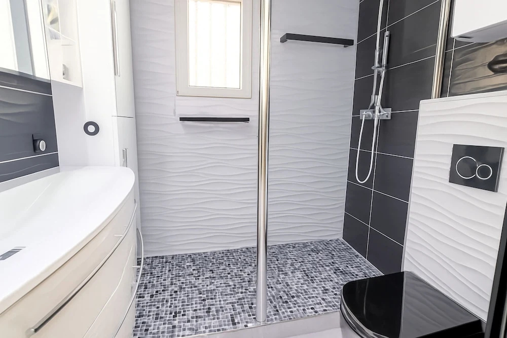 Afficher la photo 8 — Stunning Renovated 1-bedroom Breathtaking View