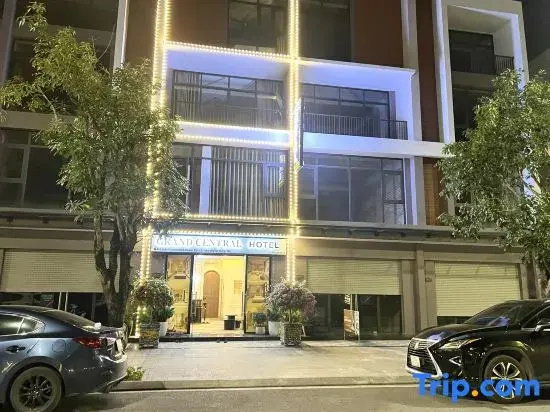 Grand Central Hotel Vinhomes Ocean Park 3