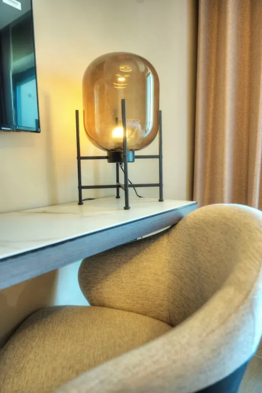 Standard Double room with balcony and with partial sea view (full double bed)