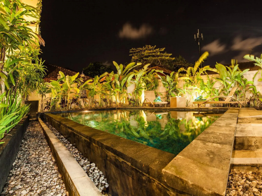 Lucky's Guest House