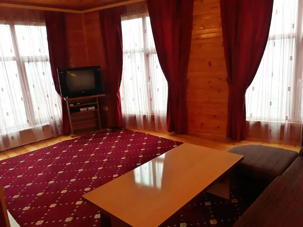 Kungut Hotel & Resort